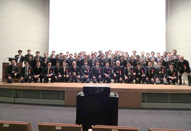 2012年